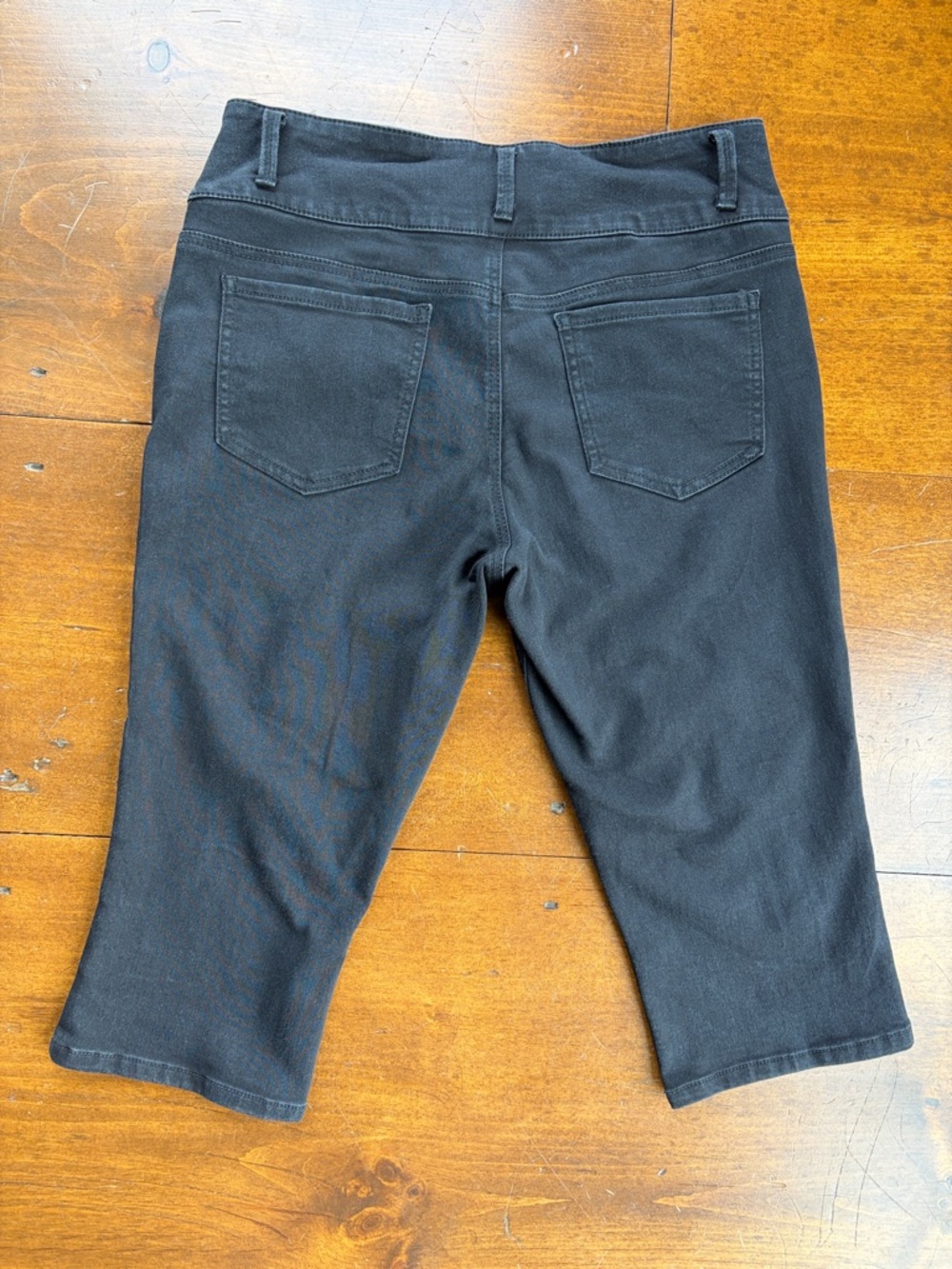 d.Jeans Capri Length Black Jeans Size 14 - Picture 9 of 10